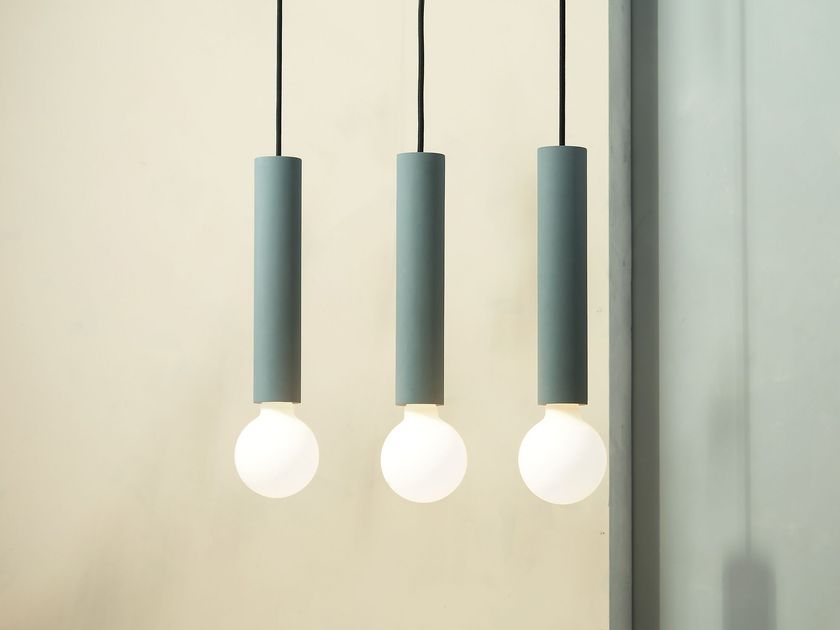 Plato Design
ILA MAXI
Dimmable cement pendant lamp