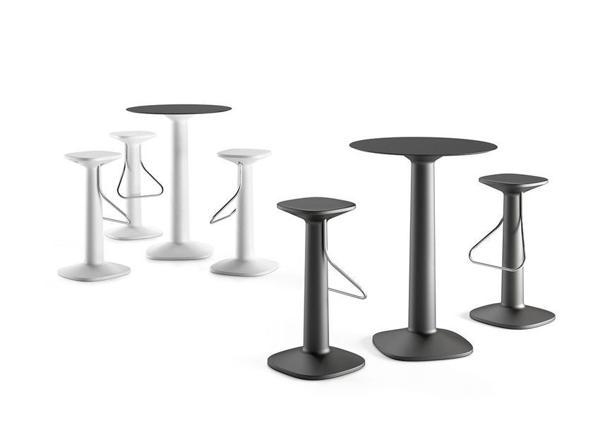 Plust
TOOL TABLE
Round high table