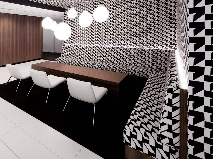 Polyrey
SIGNATURE
HPL wall tiles