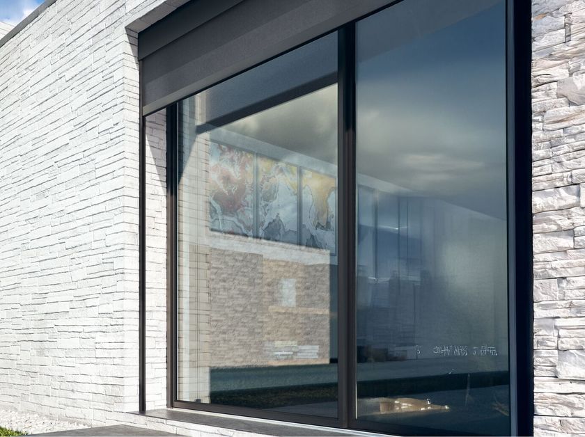 Pratic
T-BOX ZIP
Roller blind with guide system