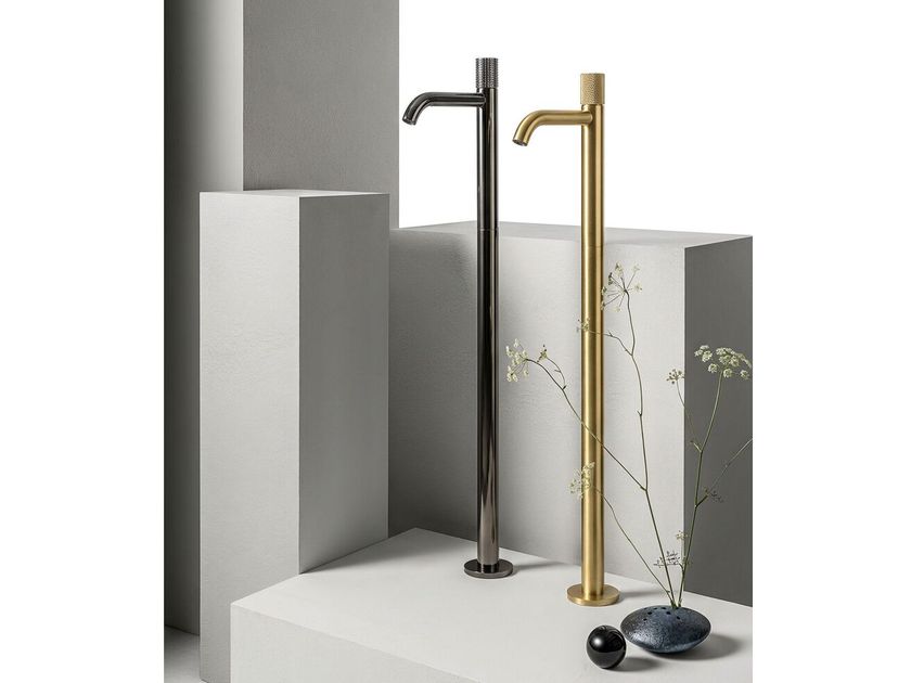 QD Magistro Lab
GRANO 6610517
Floor standing single handle washbasin mixer