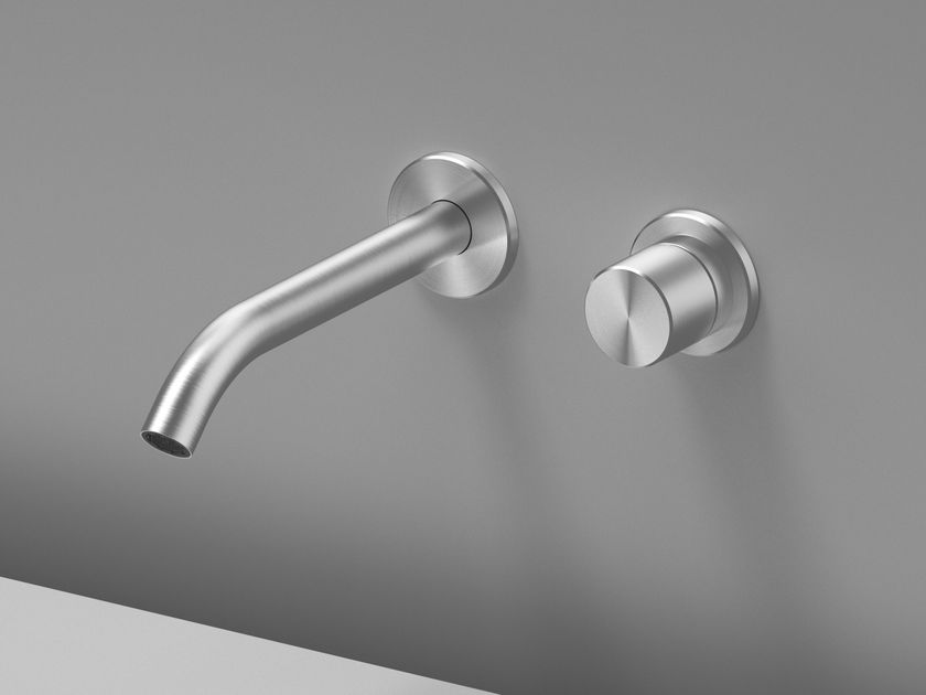 QuadroDesign
HUM 24 11
Wall-mounted hydroprogressive steel washbasin mixer