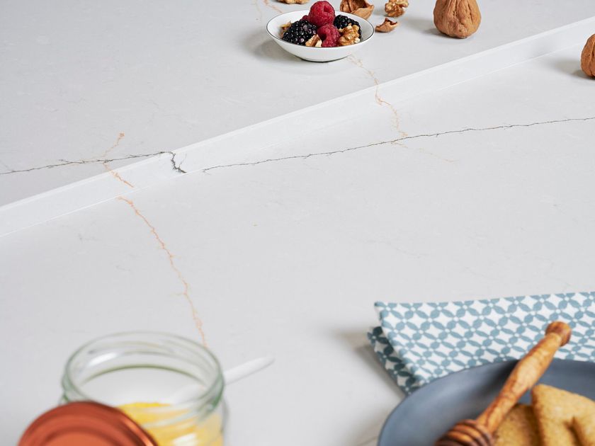 QUARTZFORMS
PLANET - HONEY GALAXY
Quartz agglomerate wall tiles