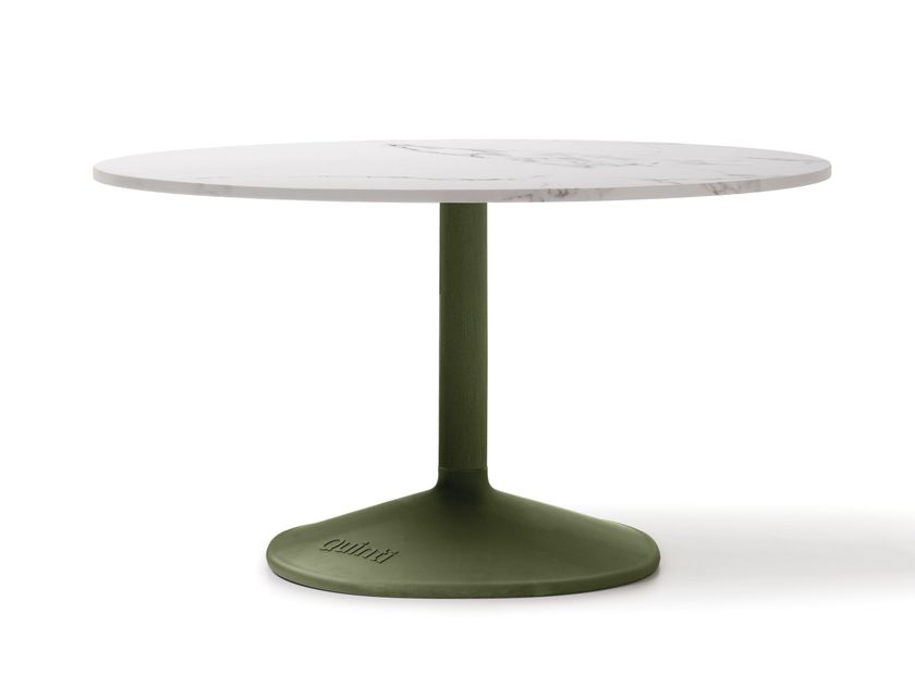 Quinti Sedute
GRONDA
Round dining table with central base
