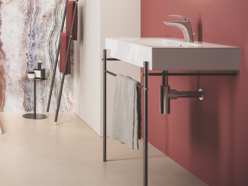 RAK Ceramics
RAK-DES
Console ceramic washbasin with towel rail