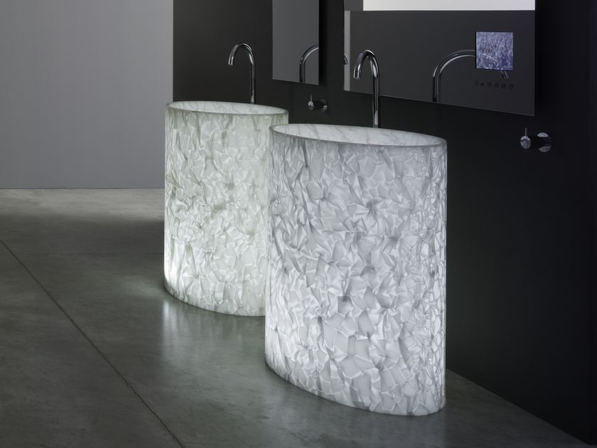 Rapsel
VISION
Freestanding methacrylate washbasin with light