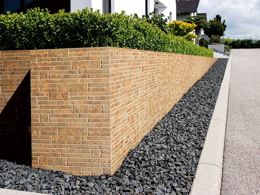 WALL STONES