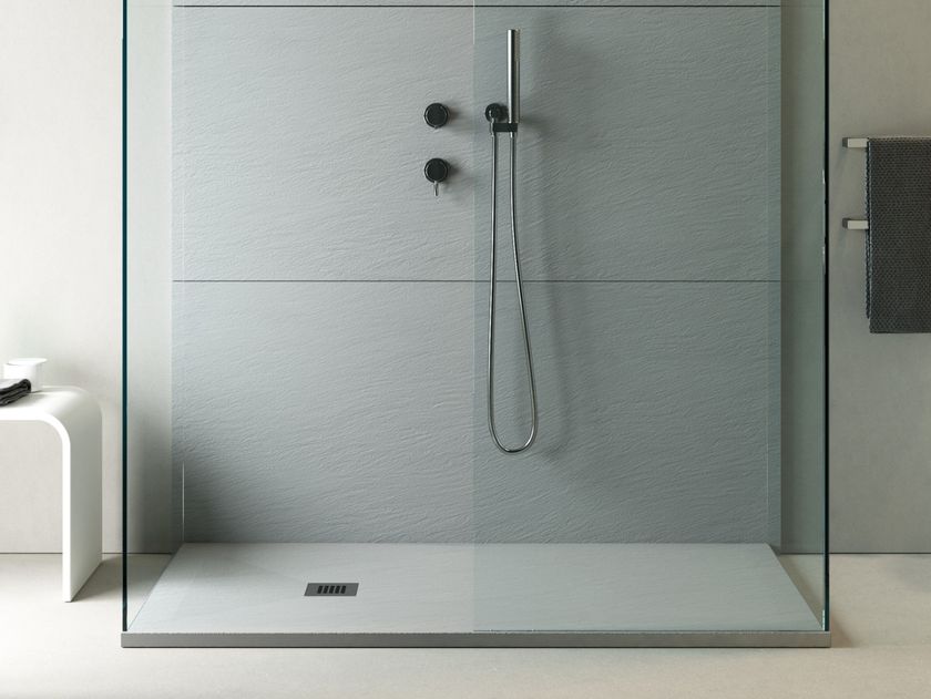 Relax Design
ROCKY CLASSIC
Built-in anti-slip cultured marble shower tray