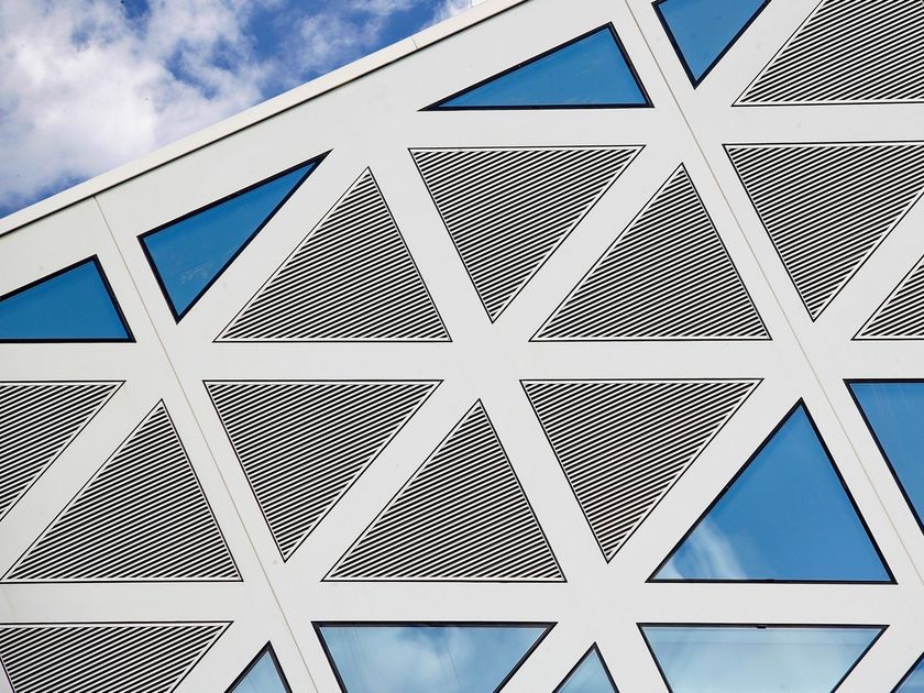 RENSON
411 LOUVRES
Decorative aluminium ventilation grille