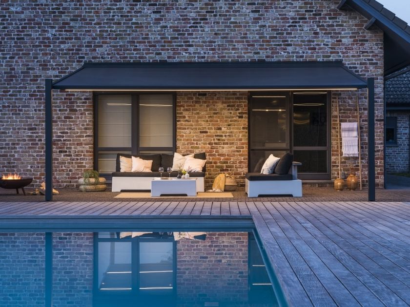 RENSON
LAPURE®
Motorized sliding awning