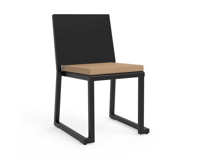 Resol
BARCINO
Chair with padded seat