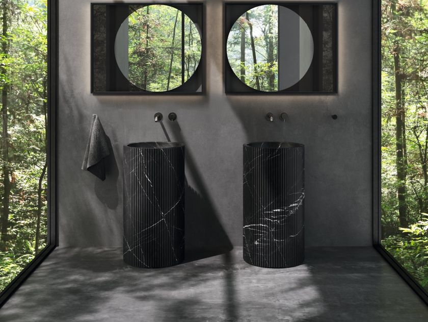Rexa
ROLL
Freestanding Nero Marquina marble washbasin