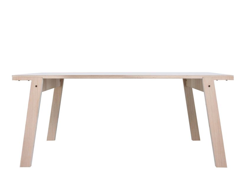 RFORM
FLAT
Rectangular wooden table