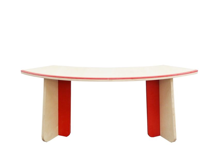 RFORM
RING
Wooden bench