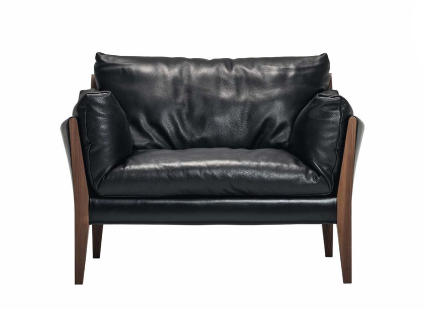 Ritzwell
DIANA
Leather small sofa