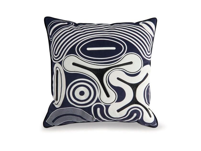 Roche Bobois
TUTTI FRUTTI
Square polyester sofa cushion