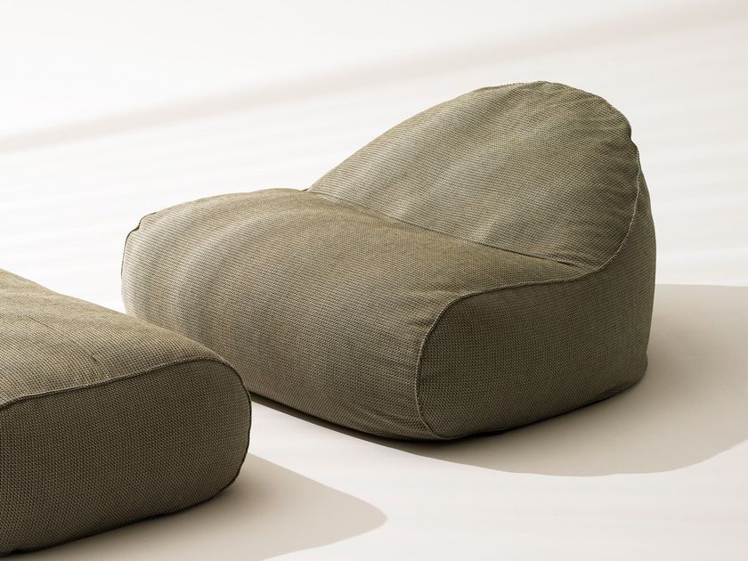 RODA
ONDA
Fabric garden bean bag
