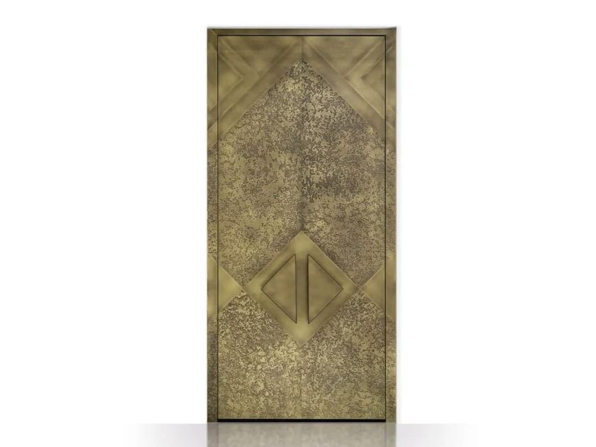 Roka
ALTAIR
Pivot door with brass finish