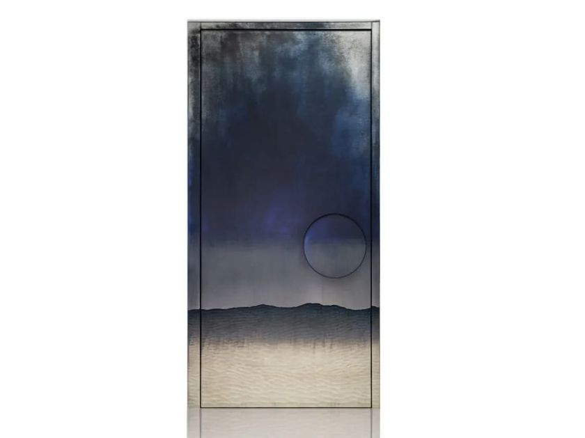 Roka
STROMBOLI
Pivot door with Arte Veneziana glass finish
