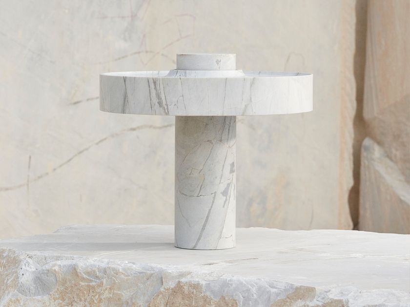 Ross Gardam
HEMERA
LED marble table lamp