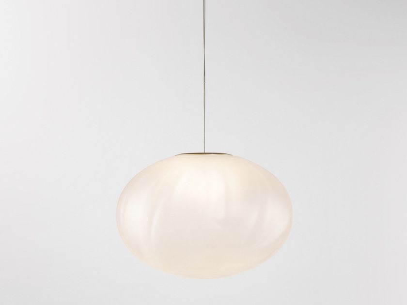Ross Gardam
MÉNE
LED glass pendant lamp