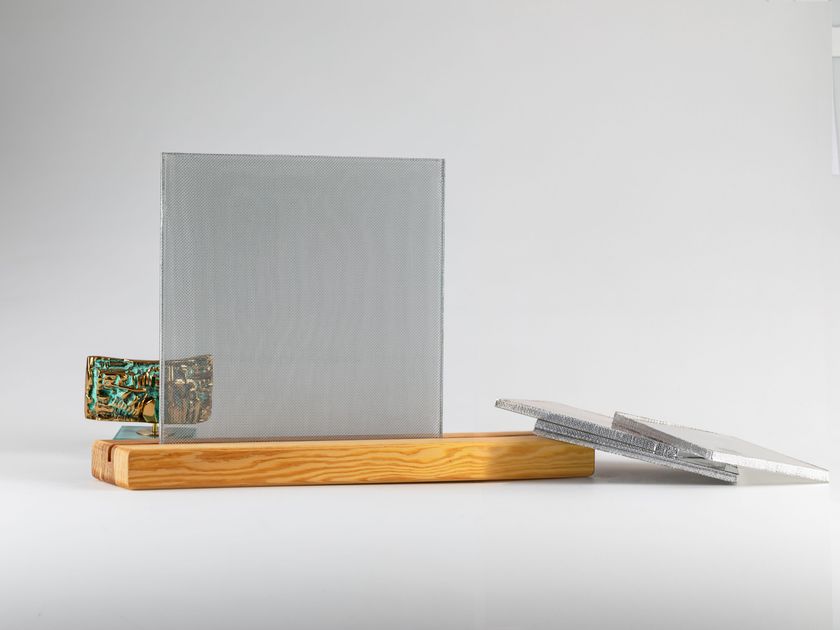 SAATI
SAATIstyle® 001AL
Coarse metalized mesh for interior applications with laminated glass