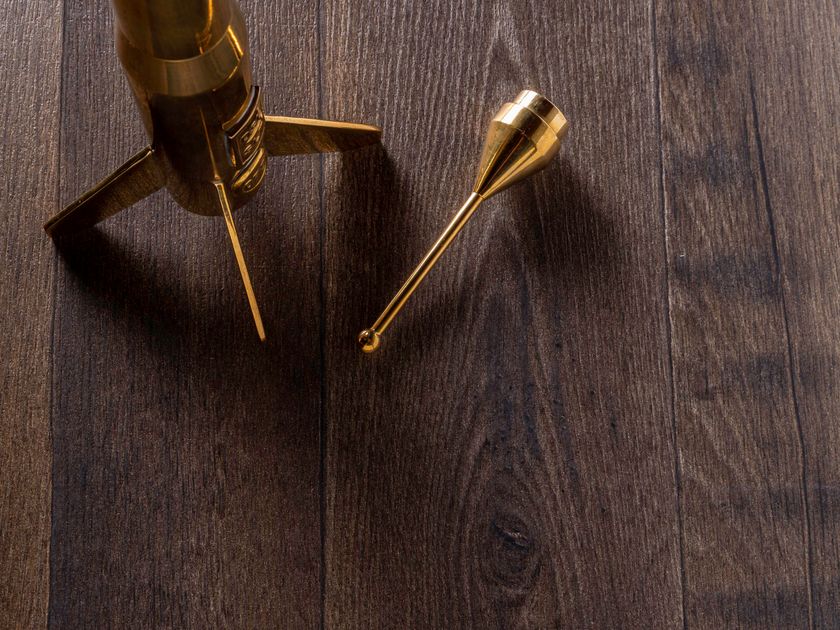 Saviola
P64 CHALET
Edge / furniture foil with wood effect