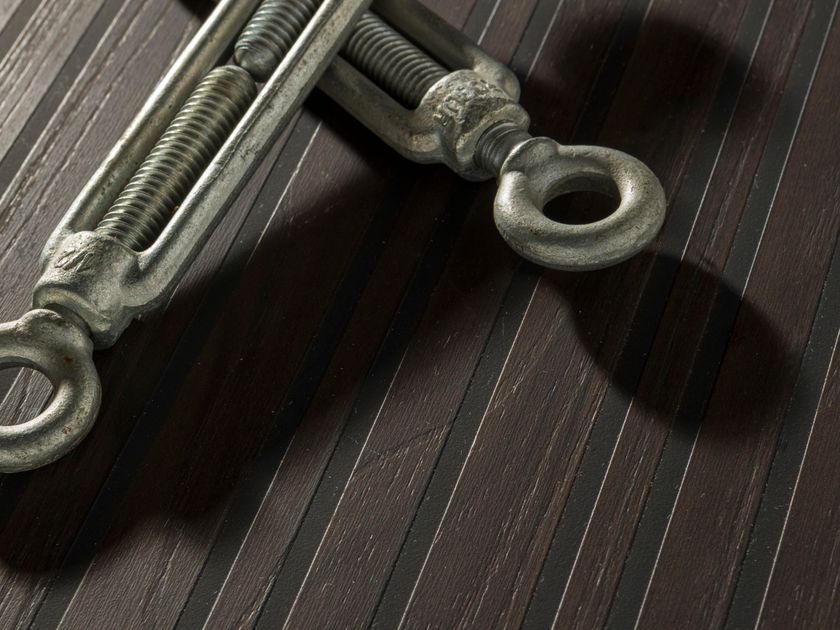 Saviola
R56 STRIPPEDWOOD
Edge / furniture foil with wood effect