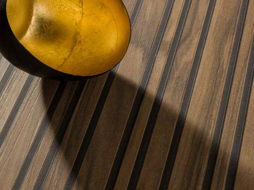 Saviola
R74 STRIPPEDWOOD
Edge / furniture foil with wood effect