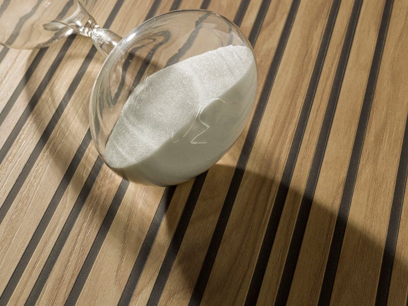 Saviola
R76 STRIPPEDWOOD
Edge / furniture foil with wood effect