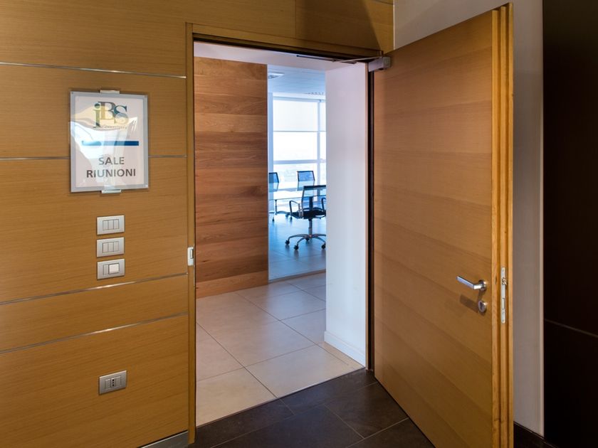 Sebino Chiusure
43 DB - EI 120
Acoustic wooden Fire door