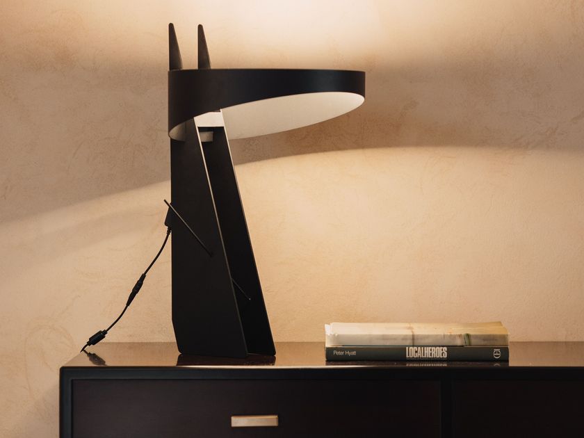 Second-Studio
ANUBI
LED powder coated steel table lamp