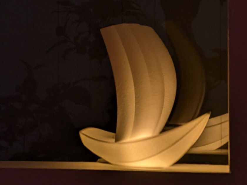 SHINTARO KONO
SAIL ME AWAY
LED table lamp with dimmer and speaker