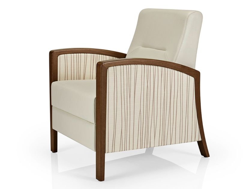 SIANA
REGINA SG823
Armchair with armrests
