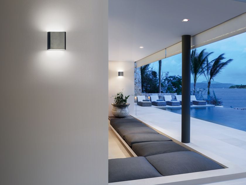 SIMES
POCKET
LED Outdoor wall Lamp