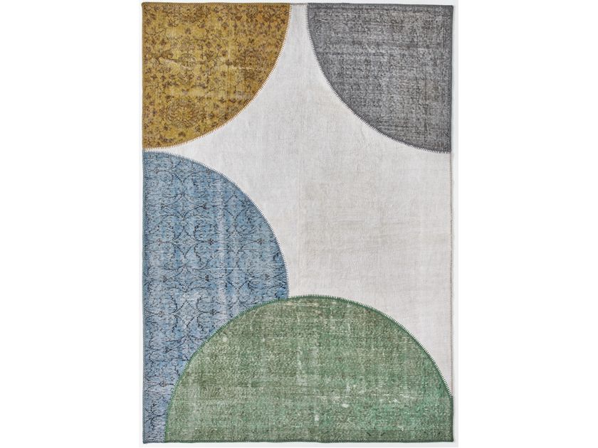 SITAP Carpet Couture Italia
BUBBLES
Patterned handmade wool Kilim