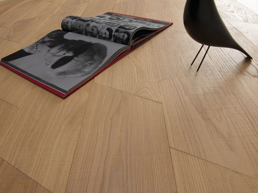 SKEMA
YLES TARSIA NEUTRA
Wooden flooring