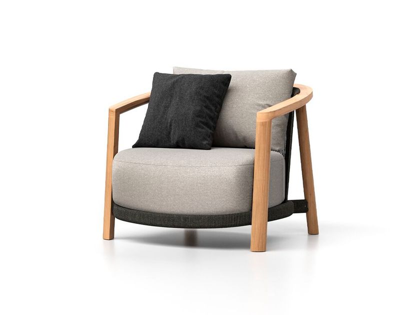 SKLD Studio
LENIS
Teak garden armchair