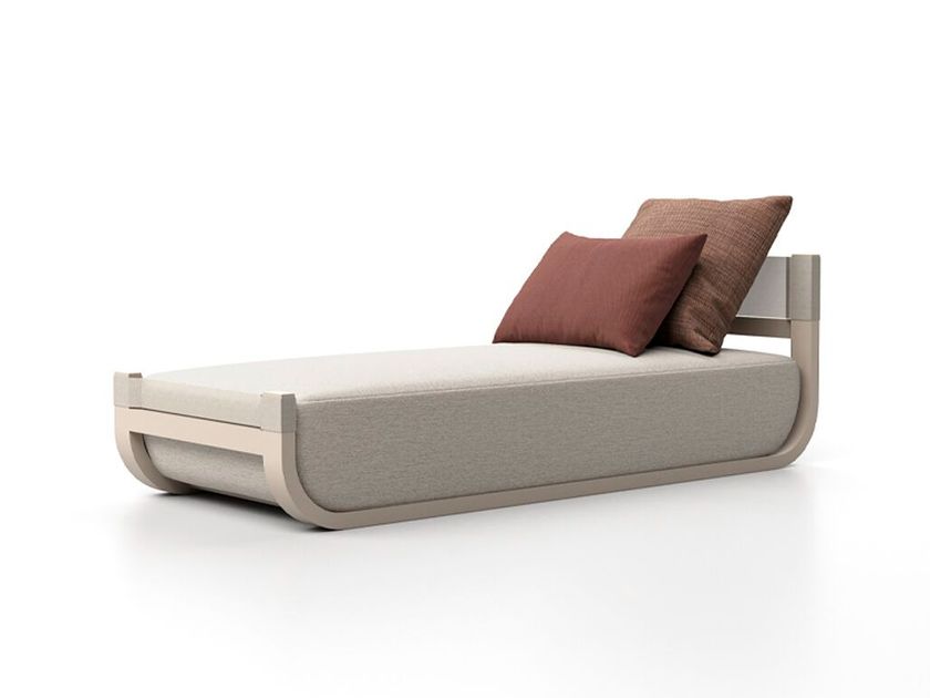 SKLD Studio
VENTUS
Aluminium sun lounger