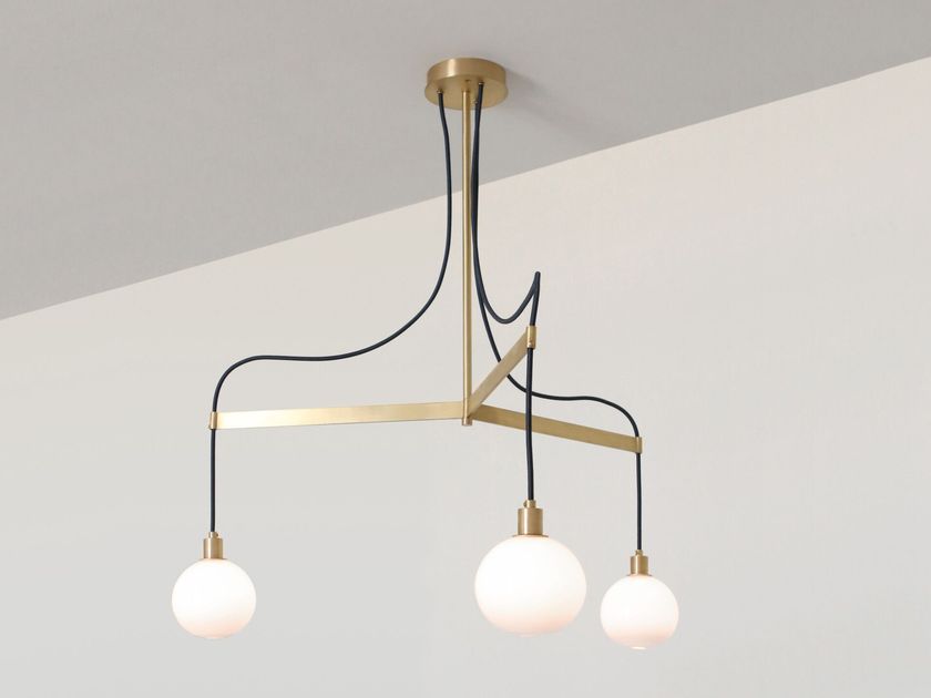 SkLO
DRAPE ARM 3
LED blown glass and brass pendant lamp