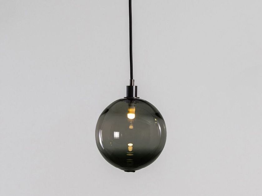 SkLO
DRAPE
LED blown glass pendant lamp