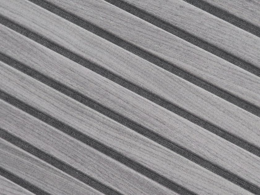 Sky-Tile®
LIGHT GREY PLANKS
Sound absorbing rock wool ceiling panels with wood effect