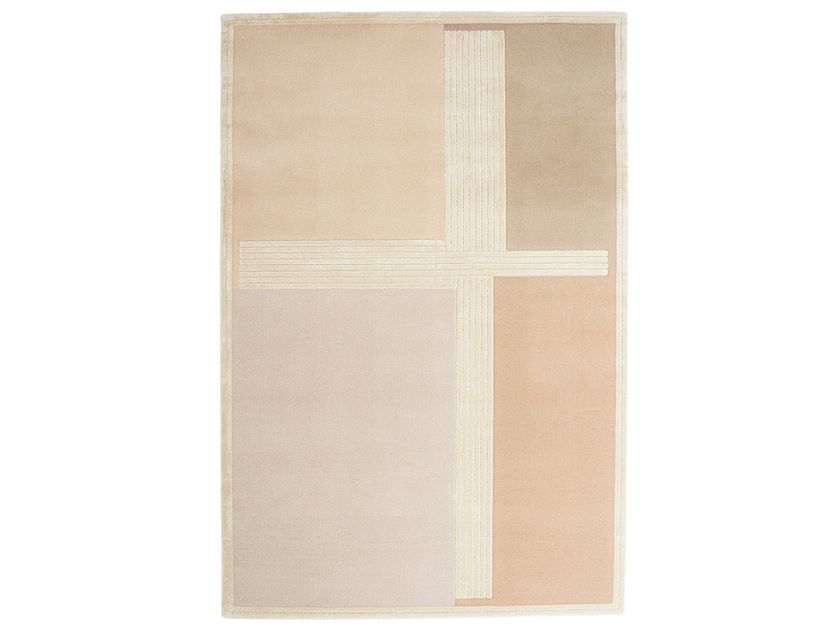 Softicated
EBB&FLOW
Rectangular tufted rug with wool and botanical silk