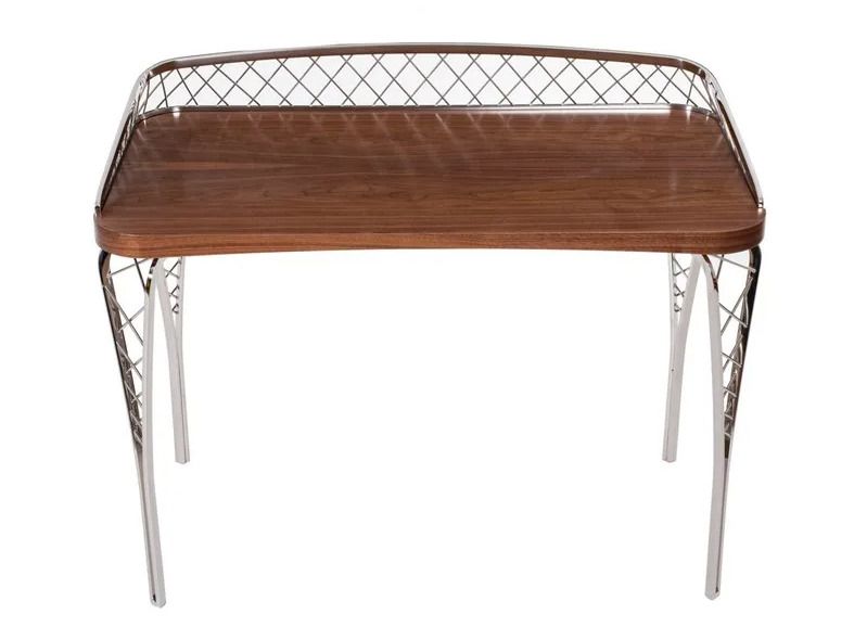 Softicated
GUSTAV
Wooden desk with metal legs