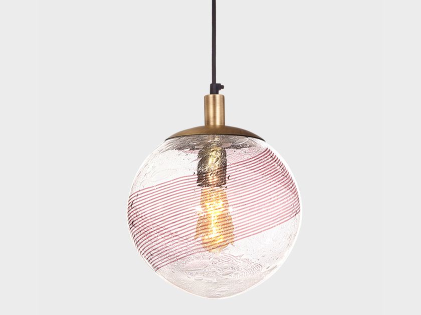 Sogni Di Cristallo
BALL #002
Handmade blown glass pendant lamp