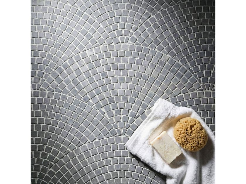 Starel
BLUESTONE FAN SCALLOP
Marble mosaic
