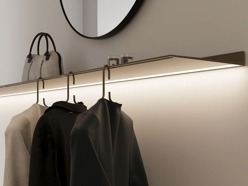 Strackk
WALL COAT RACK
Wall-mounted aluminium coat rack