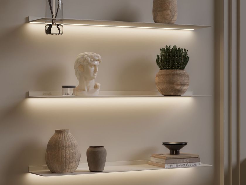 Strackk
WALL SHELF WITH LIGHT UNDER
Aluminium wall shelf with integrated lighting