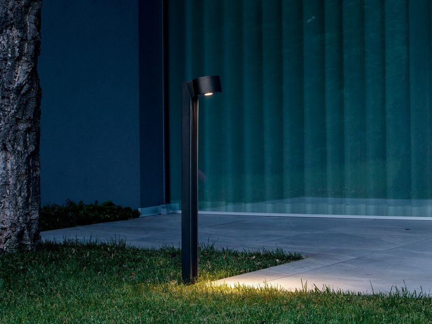 Stral
DAN
LED stainless steel bollard light