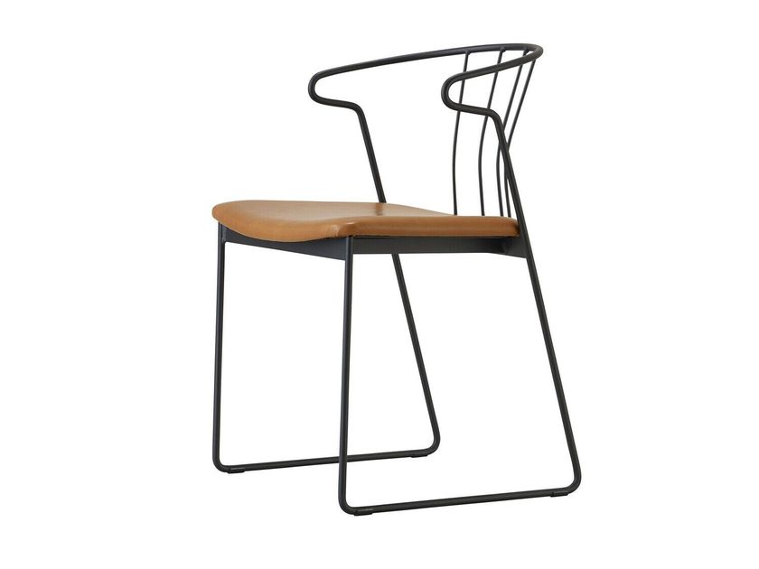 SUGIYAMA
FELICE
Sled base iron chair
